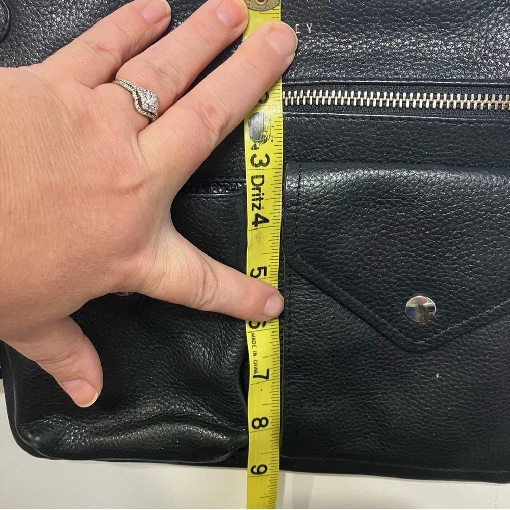 Radley London‎ black leather Wilton Way Crossbody bag small/medium